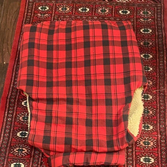 GAP Red and Black Checkered Vest men’s size small - Picture 4 of 4